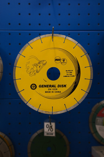 دیسک 25 مرمریتی ژنرال مناسب فرزهای آبی ساختمانی و کارگاهی بسیارتیز بر و عالی مناسب برای فارسی بری و برش ارتفاع الماس 8 میل ضخامت الماس۳میل